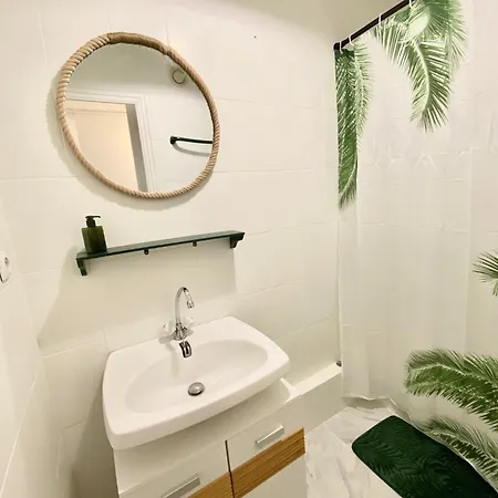 Grand Neuf, Lumineux Et Au Calme ! Equipe - 公寓