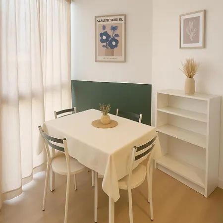 Grand Neuf, Lumineux Et Au Calme ! Equipe - * أجاكسيو