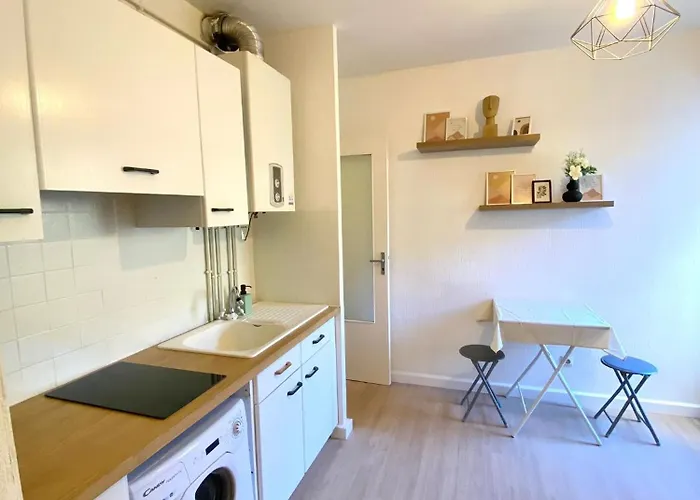 Grand Neuf, Lumineux Et Au Calme ! Equipe - * Ajaccio (Corsica)